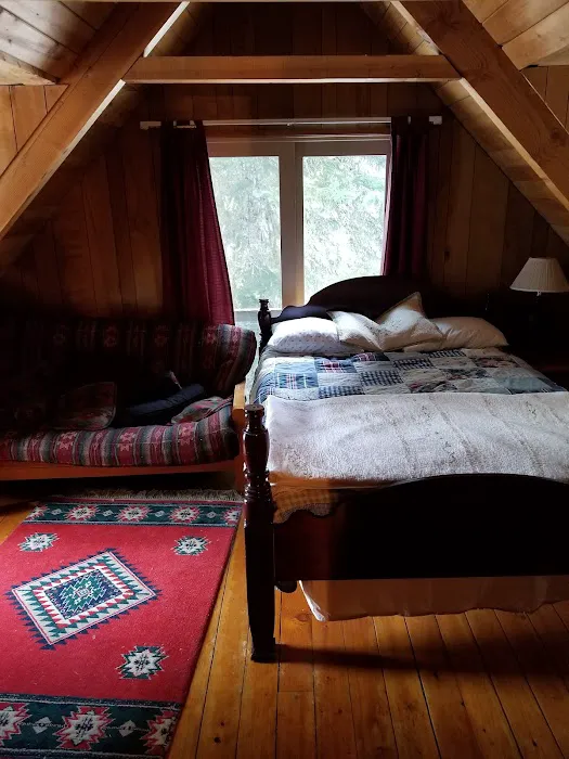 Trillium Lake Basin Cabin Picture 5