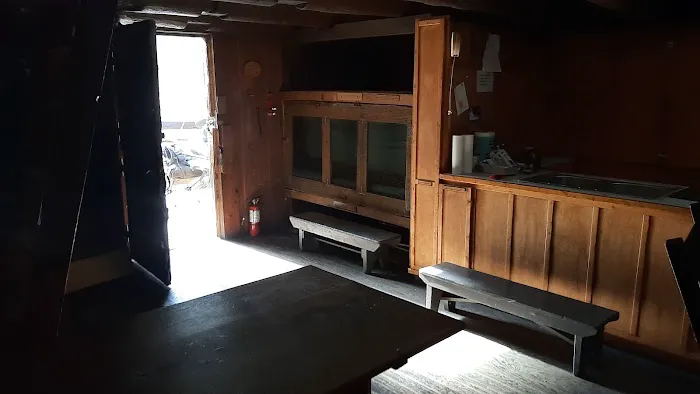 Hermitage Cabin (PATC): Parking Area Picture 4