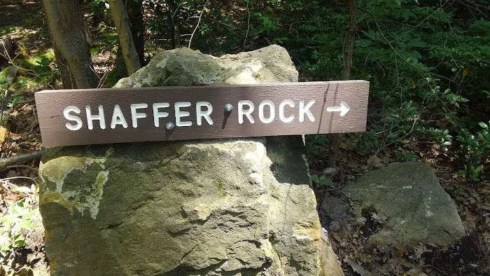 Hermitage Cabin (PATC): Parking Area Picture 10