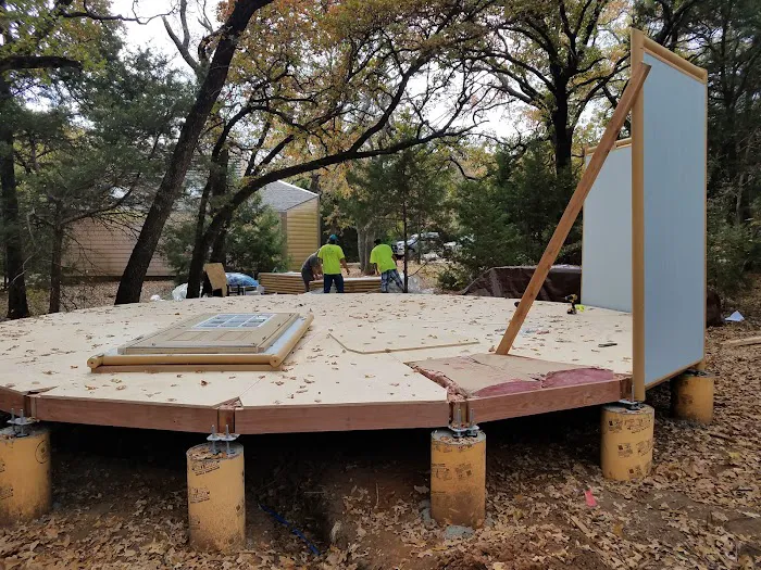 Luxury Yurt at Loyd Park on Joe Pool Lake Picture 3