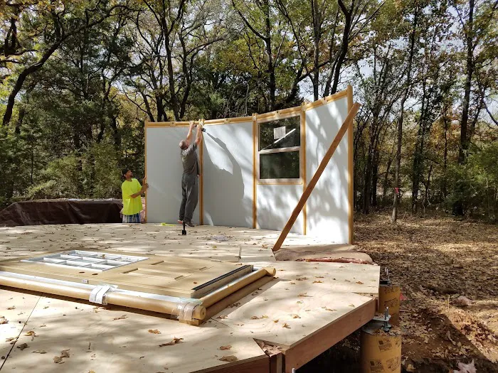 Luxury Yurt at Loyd Park on Joe Pool Lake Picture 6