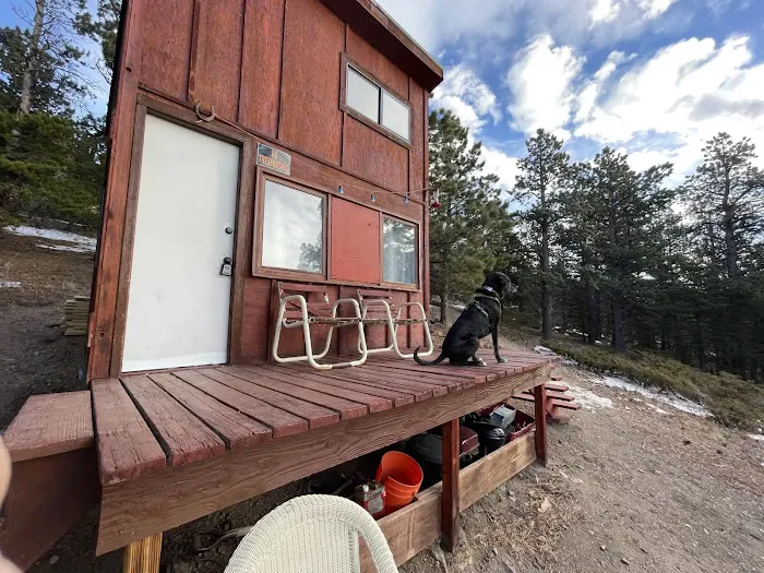 NEVERLAND Cabin Wilder Picture 1