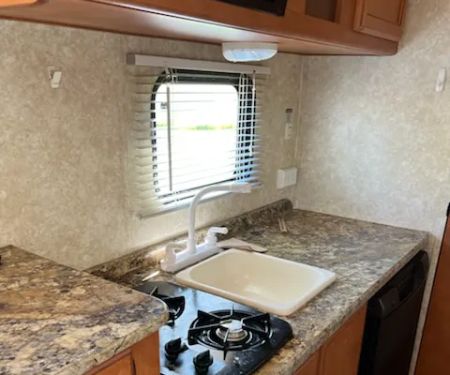 Cee's RV Mini Camper Vacations