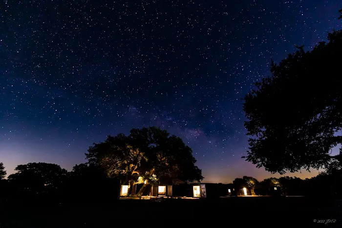 The Container Retreat @ 290 Wine Trail Picture 6