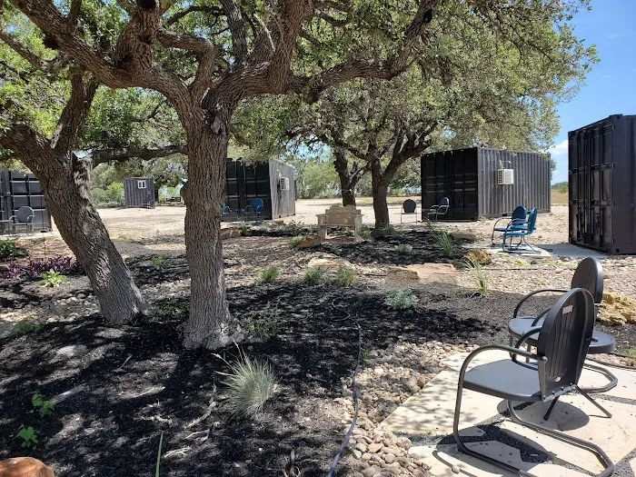 The Container Retreat @ 290 Wine Trail Picture 4