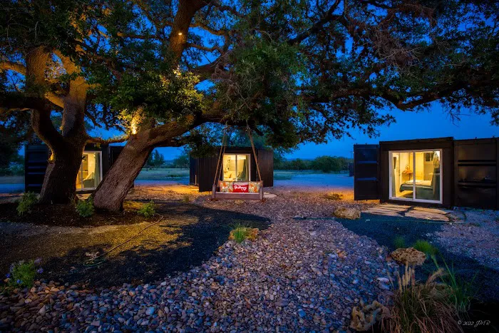 The Container Retreat @ 290 Wine Trail Picture 10