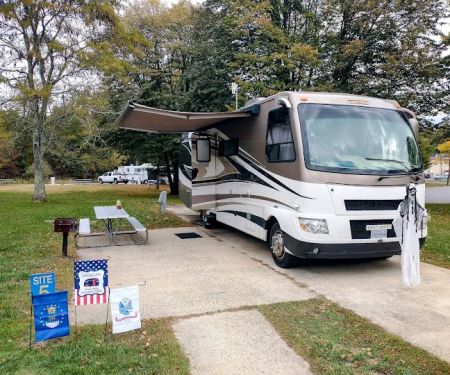 Navy Earle MWR RV Park