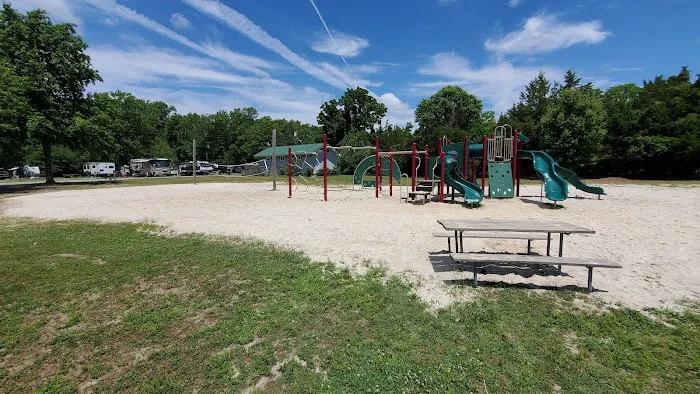Thousand Trails Chestnut Lake Picture 4