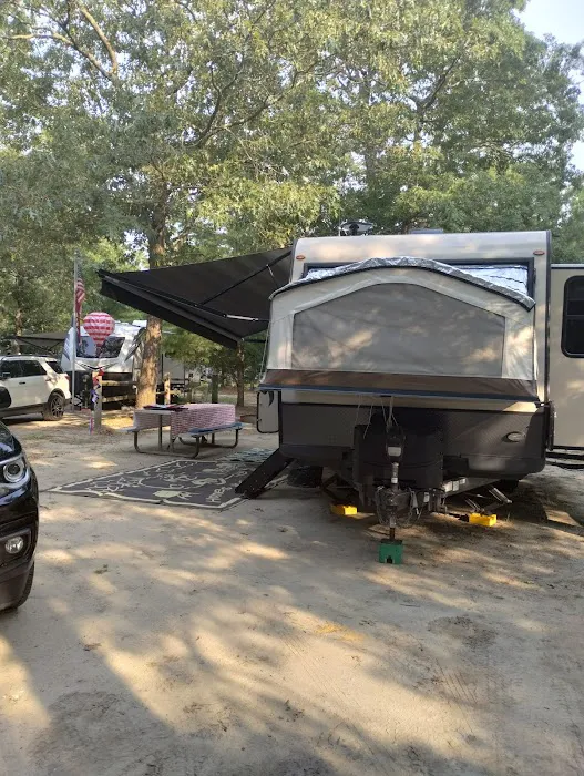 Indian Island Campground Picture 9