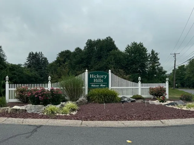 Hickory Hills Manufactured Home Community Picture 10