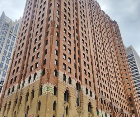 Downtown Detroit Gem 3 Bedrooms & Culture!