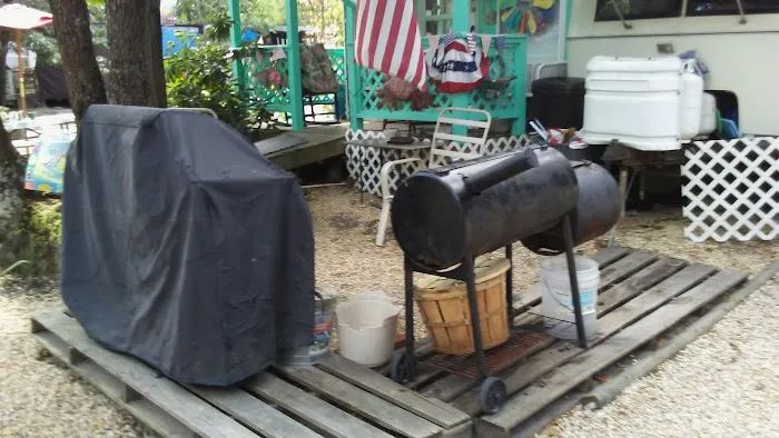 Green Holly Campground Picture 7