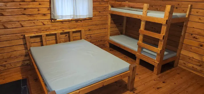 Holly Lake Campsites - Holly Lake Camp Store & Grill Picture 3