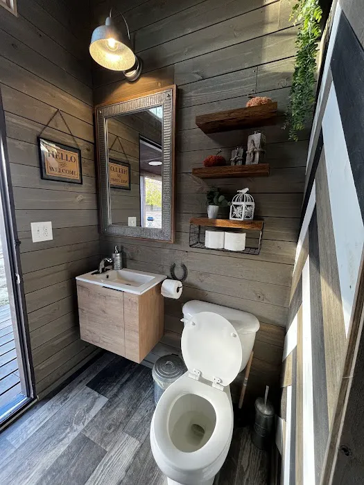 Cowtown Cabins Picture 3