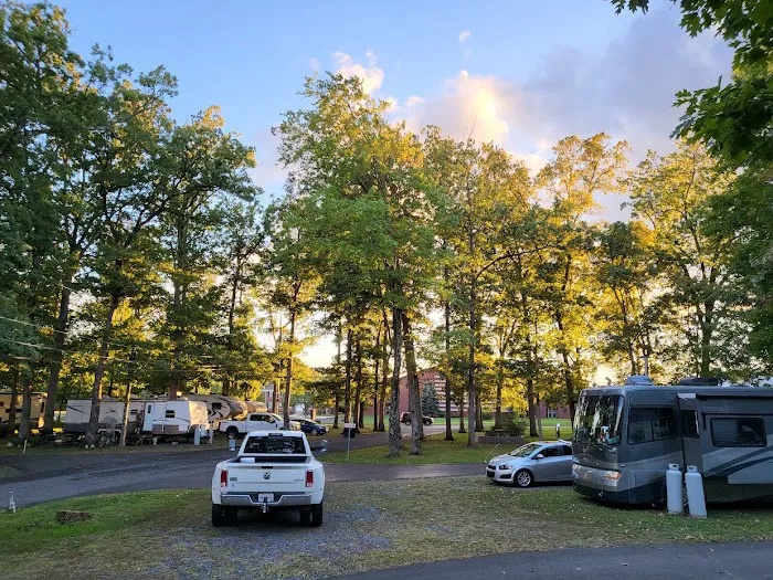 Oak Grove Park & Sales Picture 3