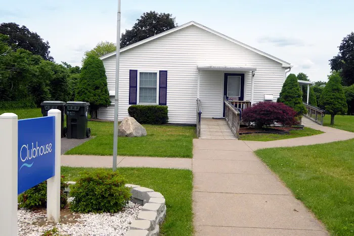 Rivermead Point North / South Manufactured Home Community Picture 2