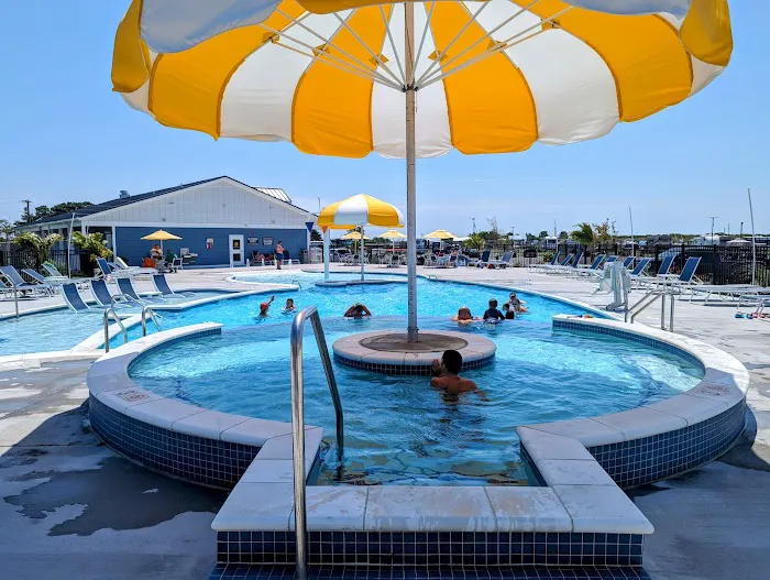 Chincoteague Bay RV Resort & Cottages Picture 4