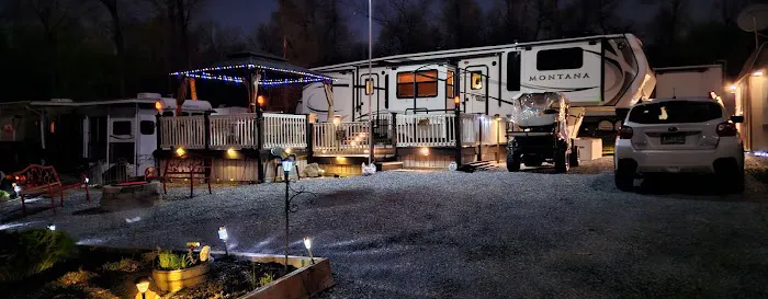 Dutch Valley RV Park Picture 9