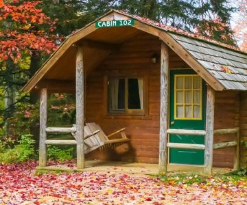 How to Take Advantage of Off-Season Camping Cabin Deals