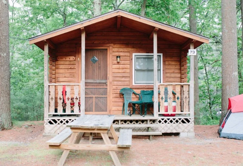 How to Enjoy a Comfortable and Relaxing Camping Cabin Stay
