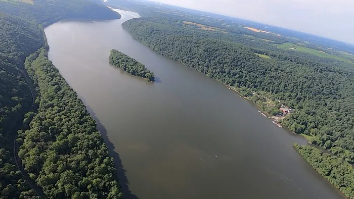Gamler's Boat Yard Campgrounds Picture 1