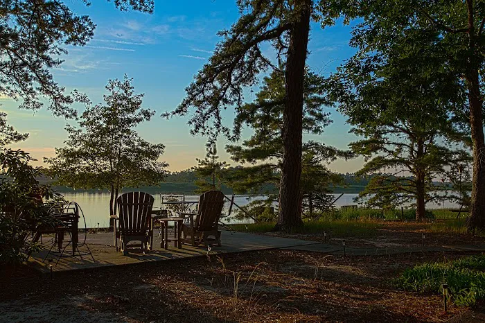 River Beach RV Resort Picture 1