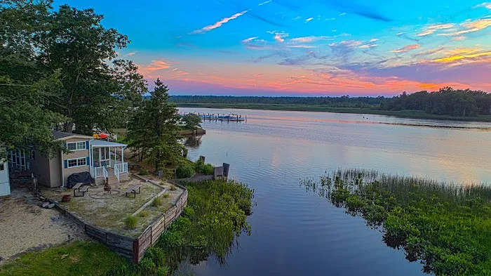 River Beach RV Resort Picture 7
