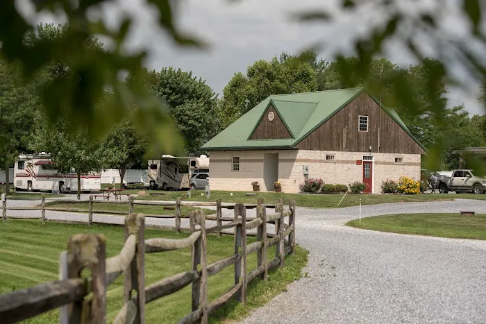 Country Acres Campground Picture 3