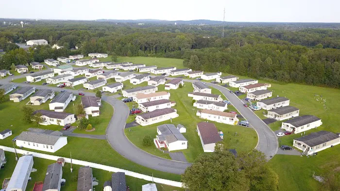 Forest View Village Picture 3