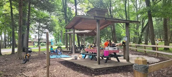 Pohick Bay Campground and Park Office Picture 4