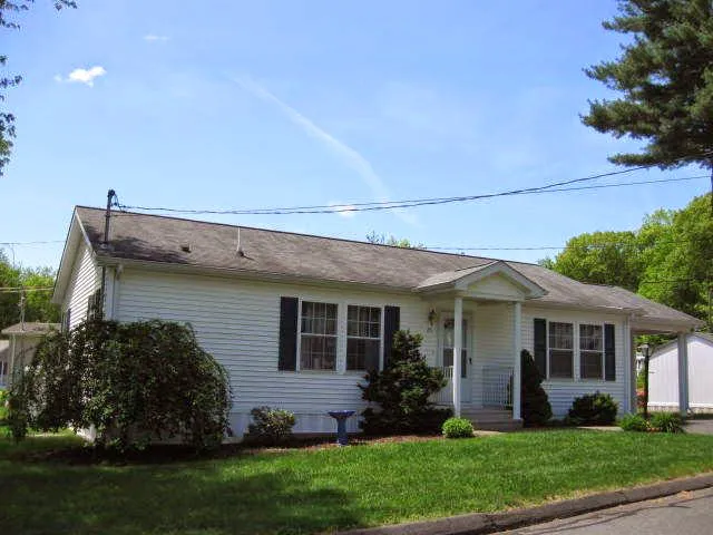 Laurel Heights Picture 3
