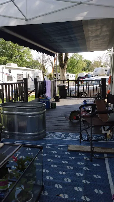 Hillcrest RV & Mobile Home Park Picture 1