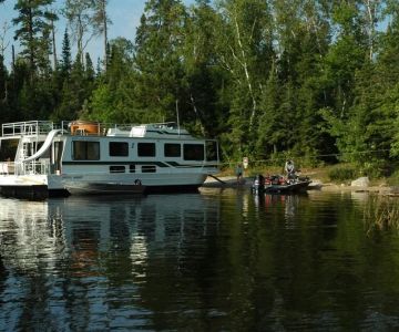 Camping in Voyageurs National Park: Minnesota's Watery Wilderness