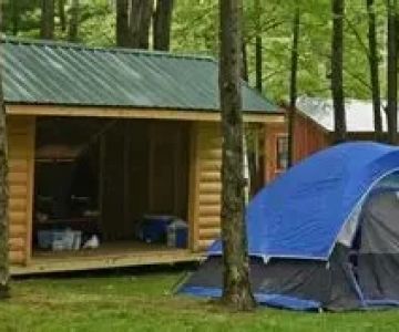 How to Choose Between Tent Sites and Cabins at Campgrounds