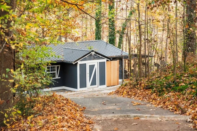 Best Cottage Getaways for Fall Foliage Trips
