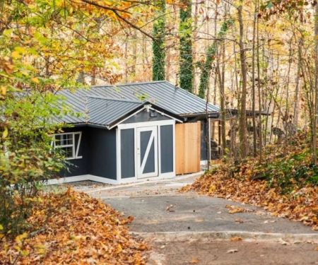 Best Cottage Getaways for Fall Foliage Trips