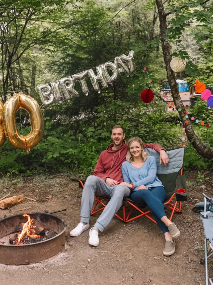 How to Celebrate Special Occasions While Camping: Birthday, Anniversary, and More
