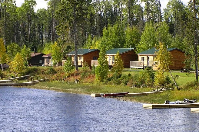 Best Campgrounds with Cabins Near Top Fishing Spots