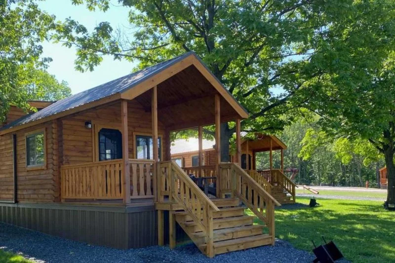 Best Campgrounds with Cabins and Scenic Hiking Trails