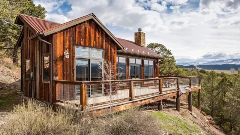 How to Choose a Camping Cabin Based on Your Adventure Style