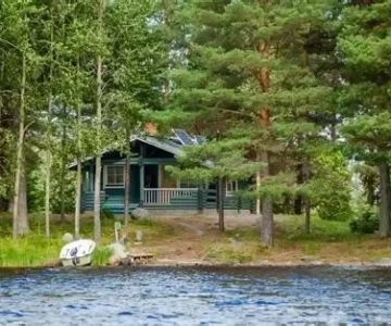 How to Plan a Weekend Getaway to a Cottage Near Water
