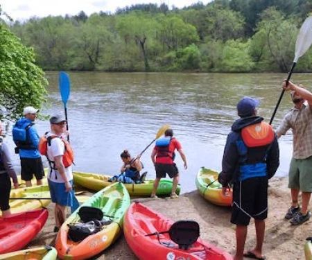 Best Campgrounds for Water Sports: Kayaking, Canoeing, and More
