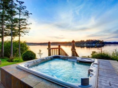 Planning the Perfect Weekend Getaway to a Cottage Near Water