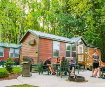 How to Choose a Camping Cabin Based on Trip Length