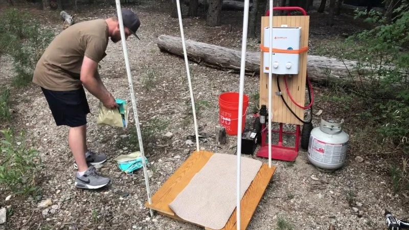 How to Set Up a DIY Outdoor Shower for Your Camping Trip
